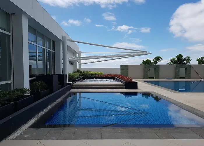 One Pacific Aparthotel 4*